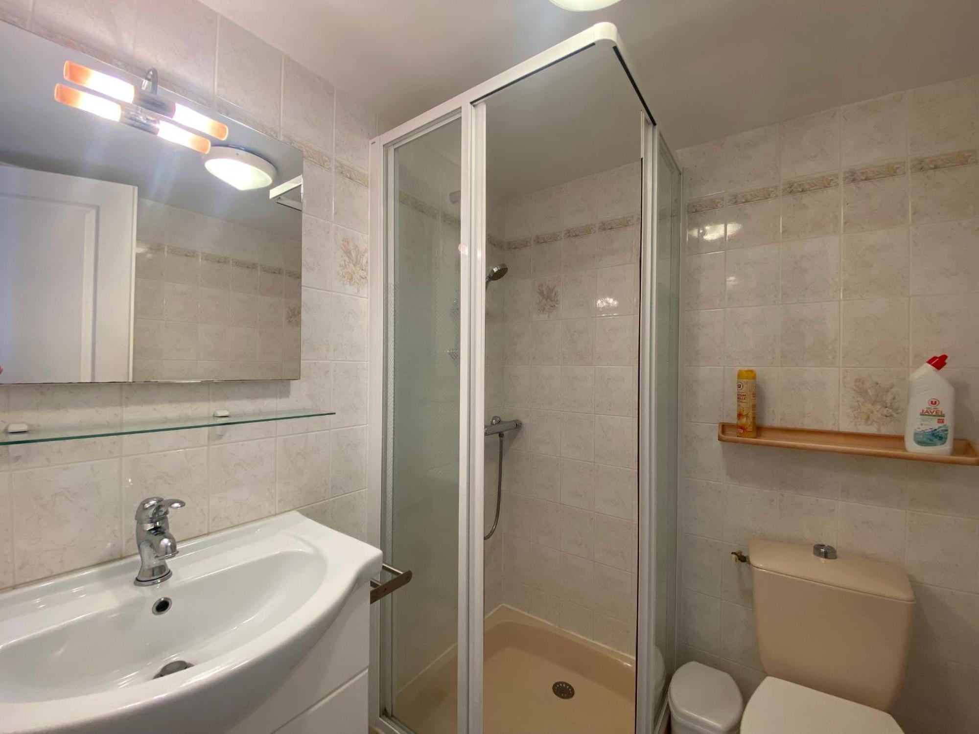 Appartement 1Er Etage Proche Centre-Ville, Plage Et Commerces, Balcon, Parking, Wifi Inclus - Fr-1-22-171 滨海拉特朗什 外观 照片
